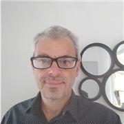 Expérience de 20 ans en tant qu'ingénieur électronique et de 2 ans comme animateur socioculturel, donne cours de maths aux élèves en difficultés